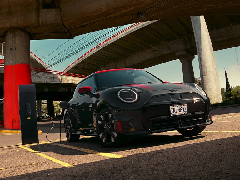 MINI Cooper JCW E